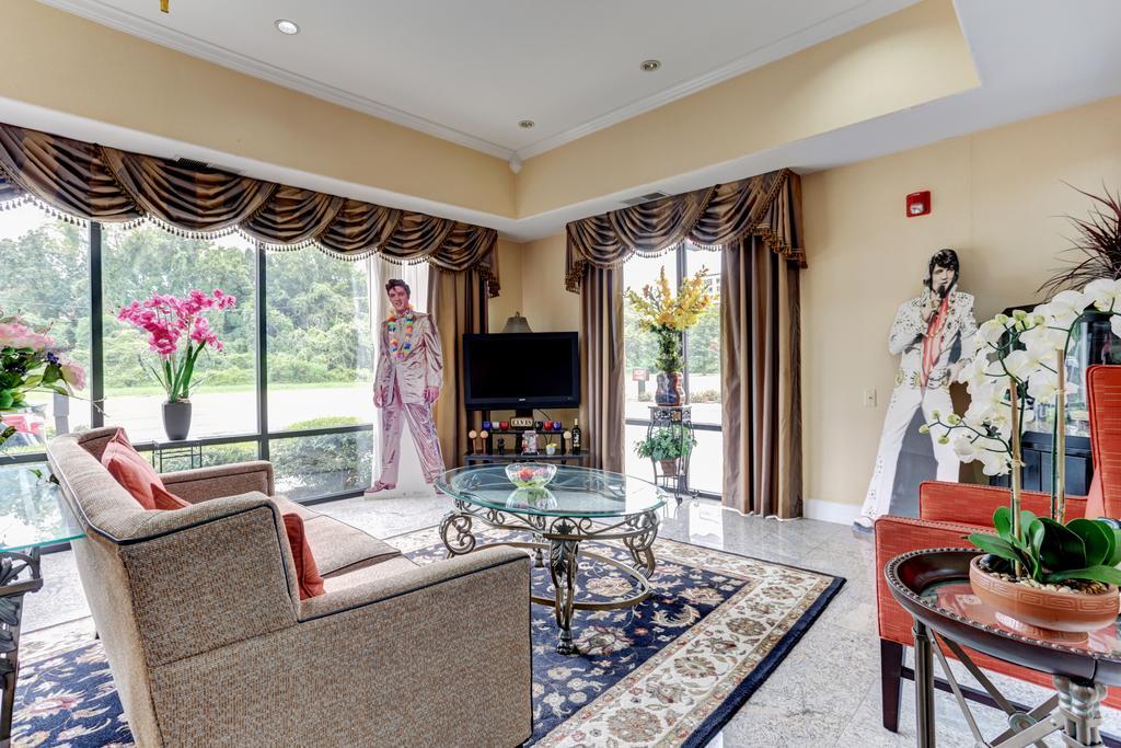 Memory Lane Inn & Suites Memphis Bagian luar foto