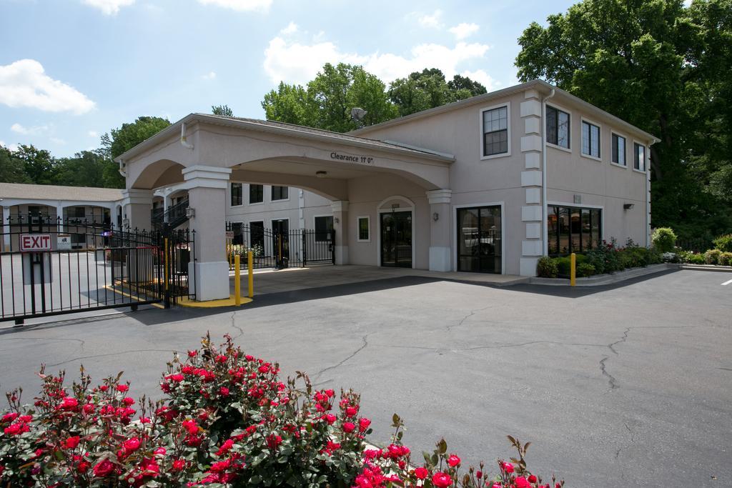 Memory Lane Inn & Suites Memphis Bagian luar foto