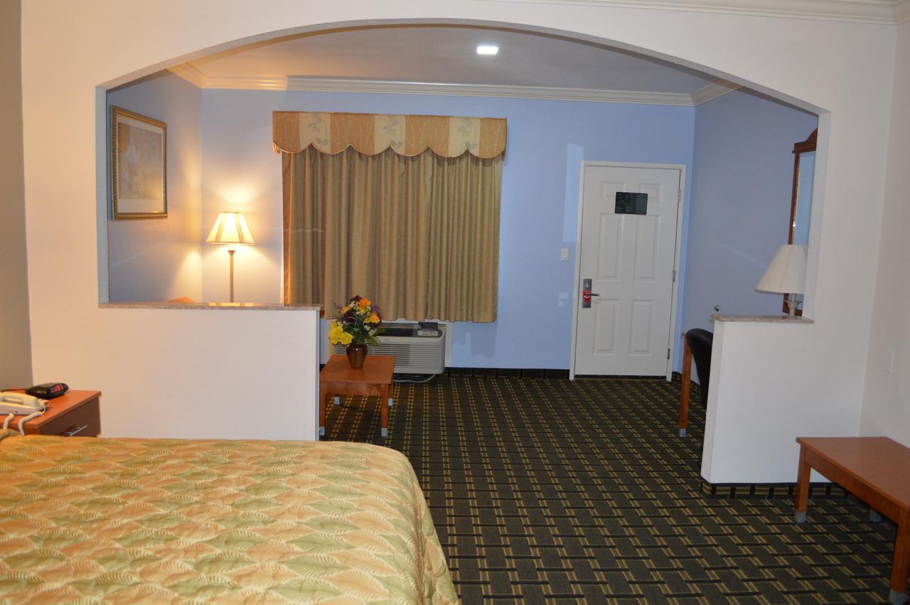 Memory Lane Inn & Suites Memphis Bagian luar foto