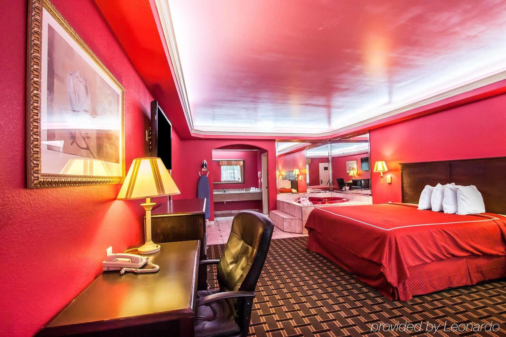 Memory Lane Inn & Suites Memphis Bagian luar foto